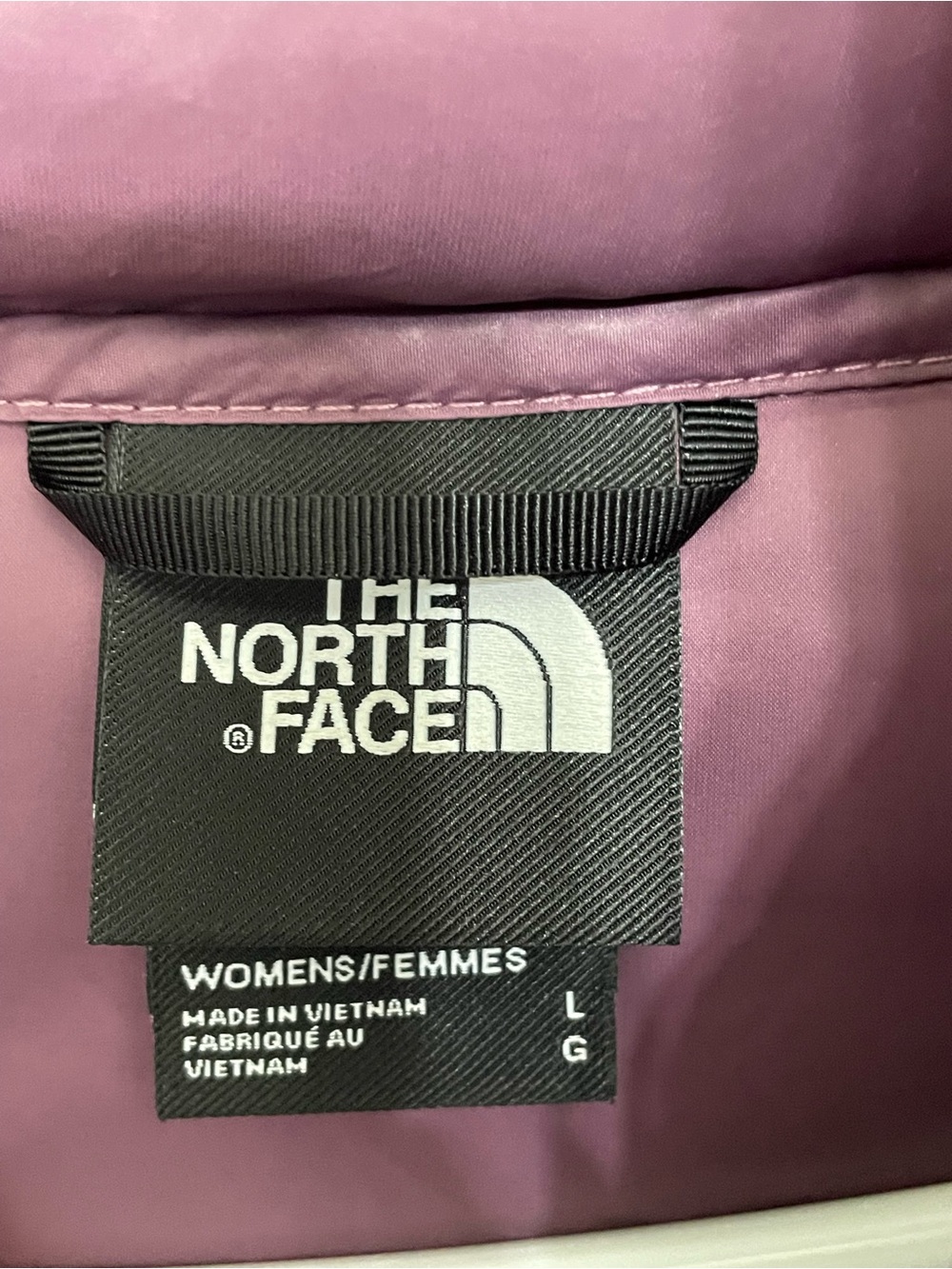 The North Face Women's Hooded Puffer Jacket in Plum - Picture 3 of 10